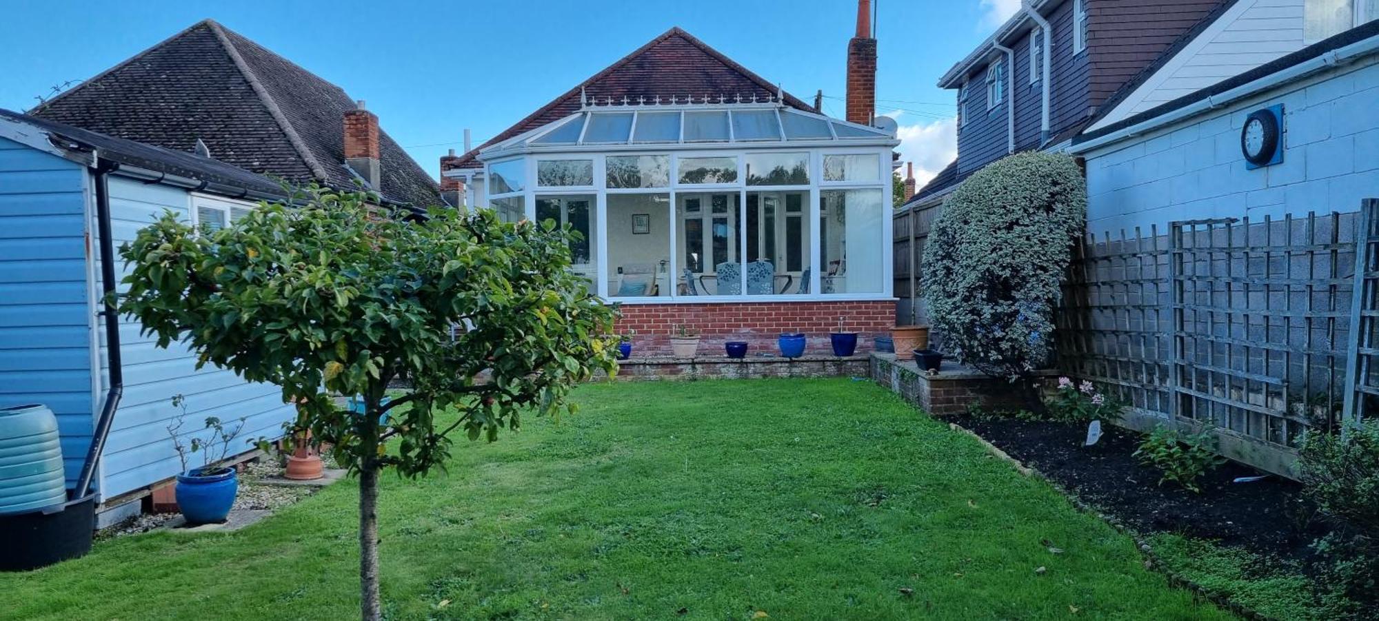 Cosy Bournemouth Bungalow Ferndown Eksteriør billede