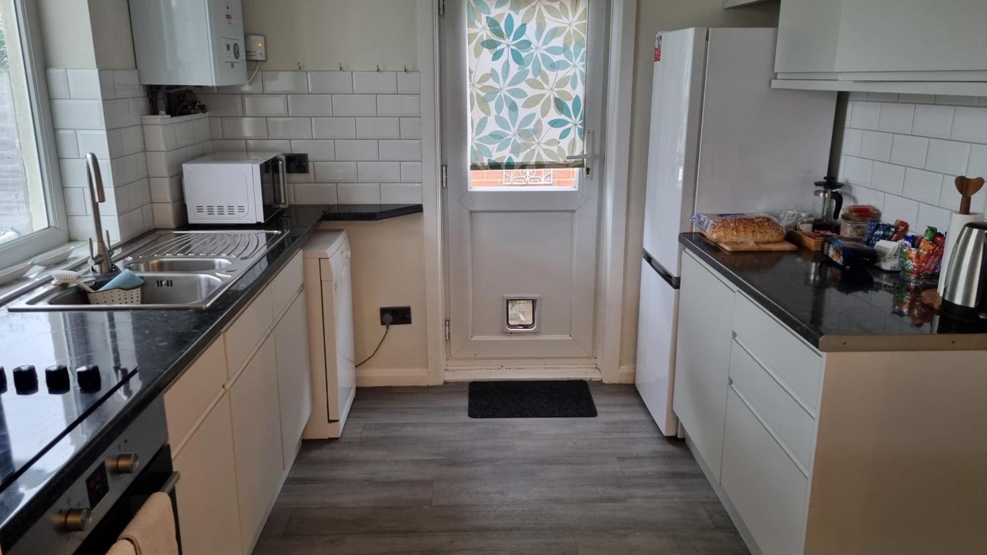 Cosy Bournemouth Bungalow Ferndown Eksteriør billede