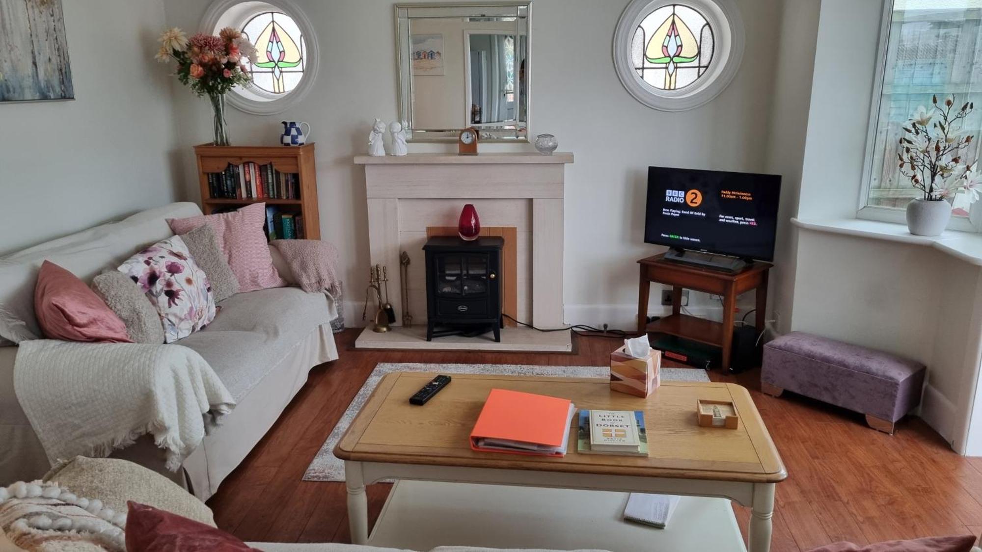 Cosy Bournemouth Bungalow Ferndown Eksteriør billede